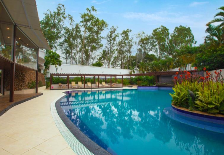 Mount Palazzo Hotel Nandi Bagian luar foto