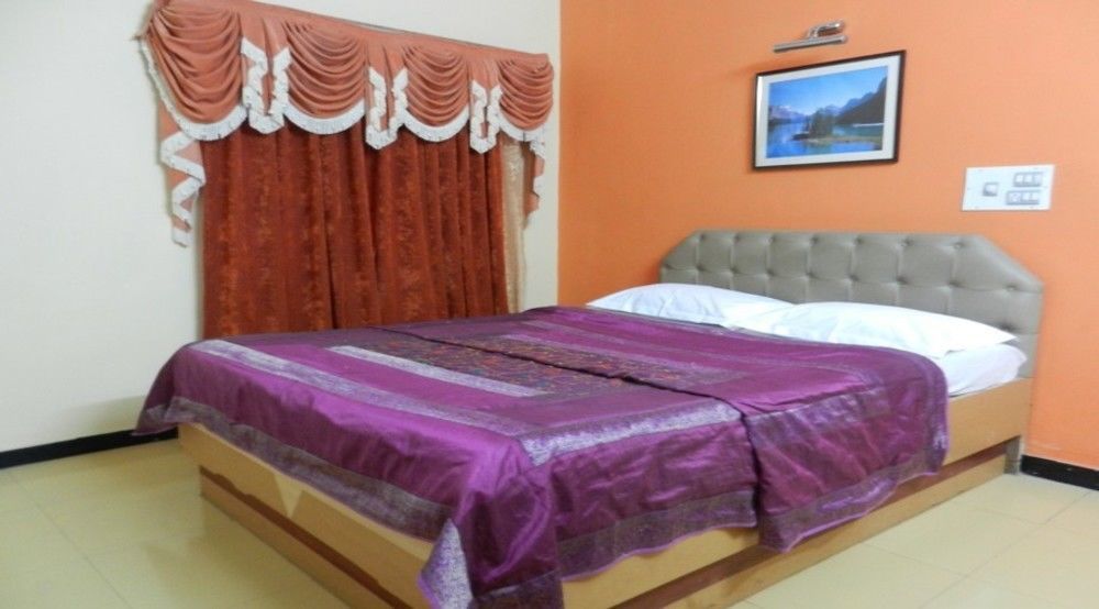 Mount Palazzo Hotel Nandi Bagian luar foto