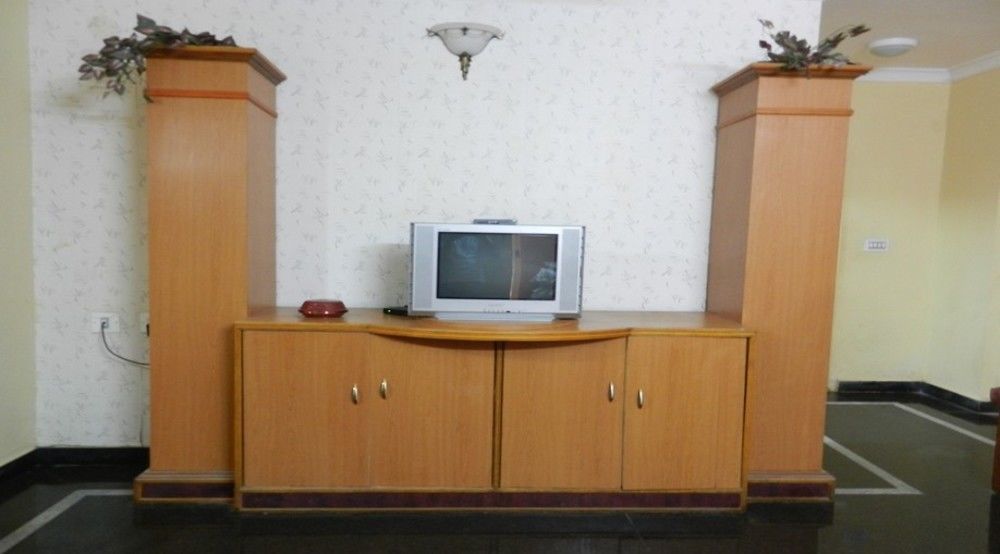 Mount Palazzo Hotel Nandi Bagian luar foto